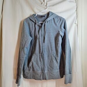 Reebok Women's zip up Sweater size medium